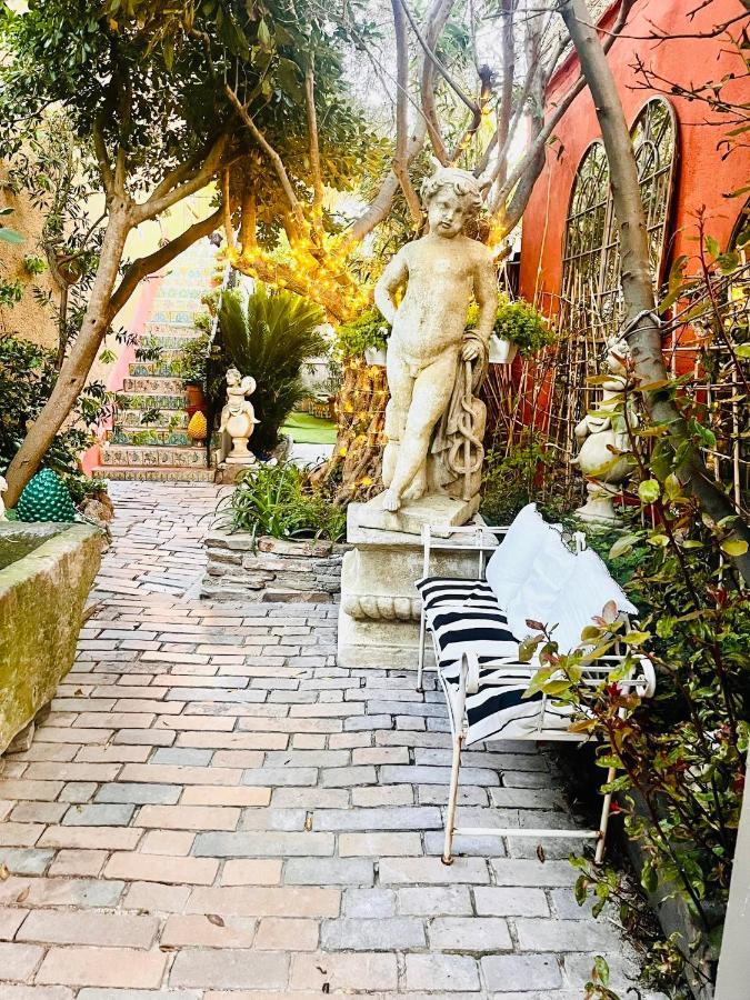 La Bravade Luxe Et Serenite Au Coeur De Saint-Tropez Suites Spacieuses Avec Jardin Enchanteur المظهر الخارجي الصورة