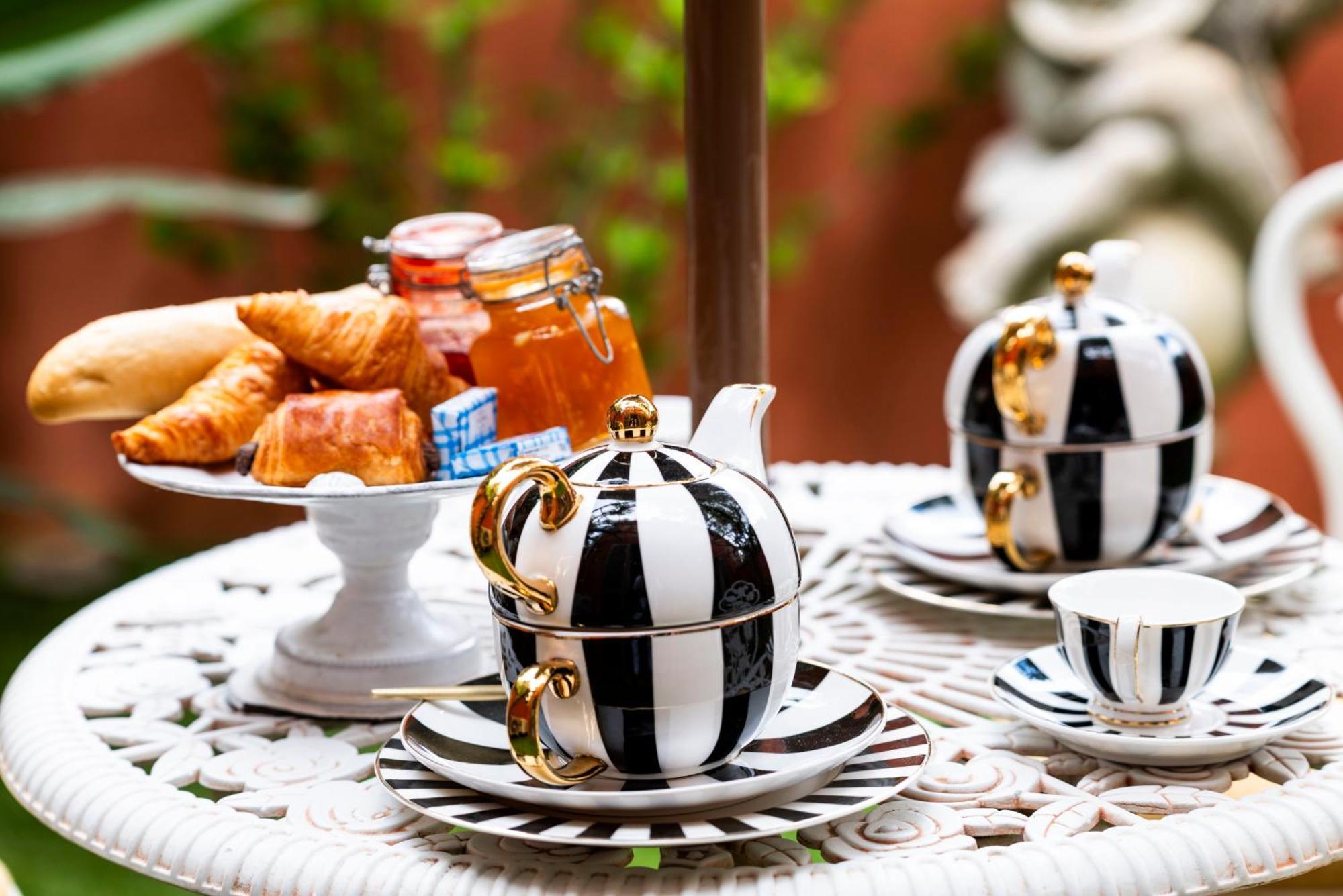 La Bravade Luxe Et Serenite Au Coeur De Saint-Tropez Suites Spacieuses Avec Jardin Enchanteur المظهر الخارجي الصورة