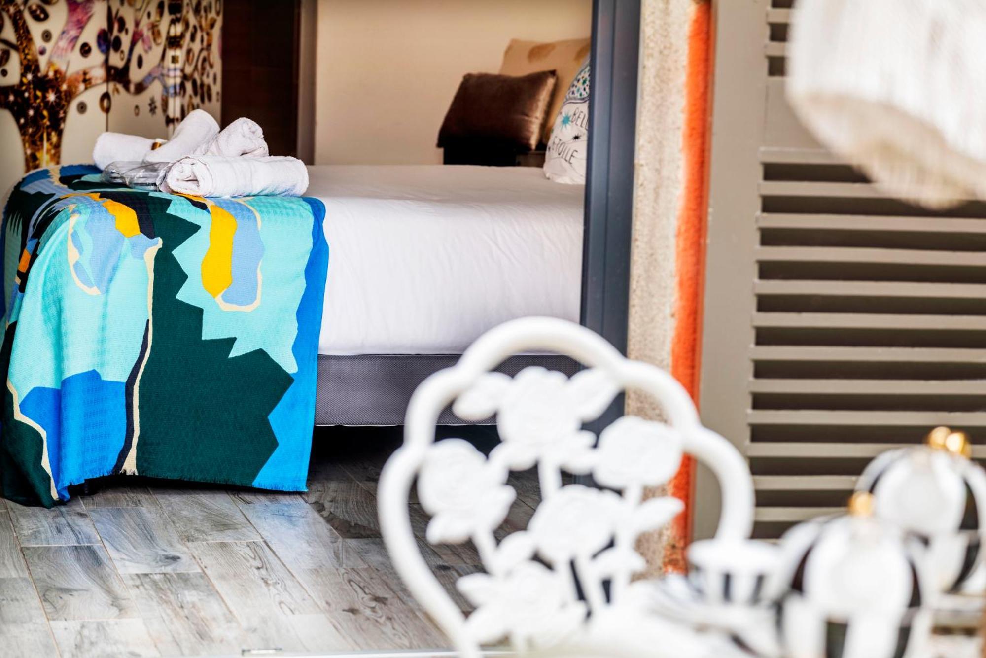 La Bravade Luxe Et Serenite Au Coeur De Saint-Tropez Suites Spacieuses Avec Jardin Enchanteur المظهر الخارجي الصورة